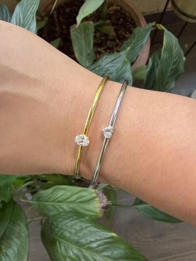 The Classic Oval Bracelet - Thumbnail