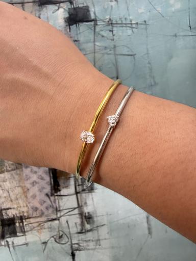 The Classic Oval Bracelet - Thumbnail