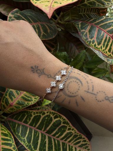 The Soft Bloom Bracelet - Thumbnail