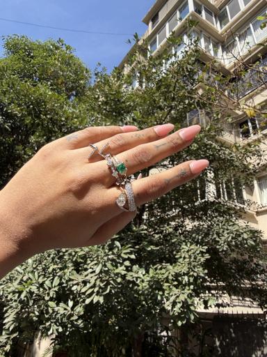 The Stellar Row Ring - Thumbnail