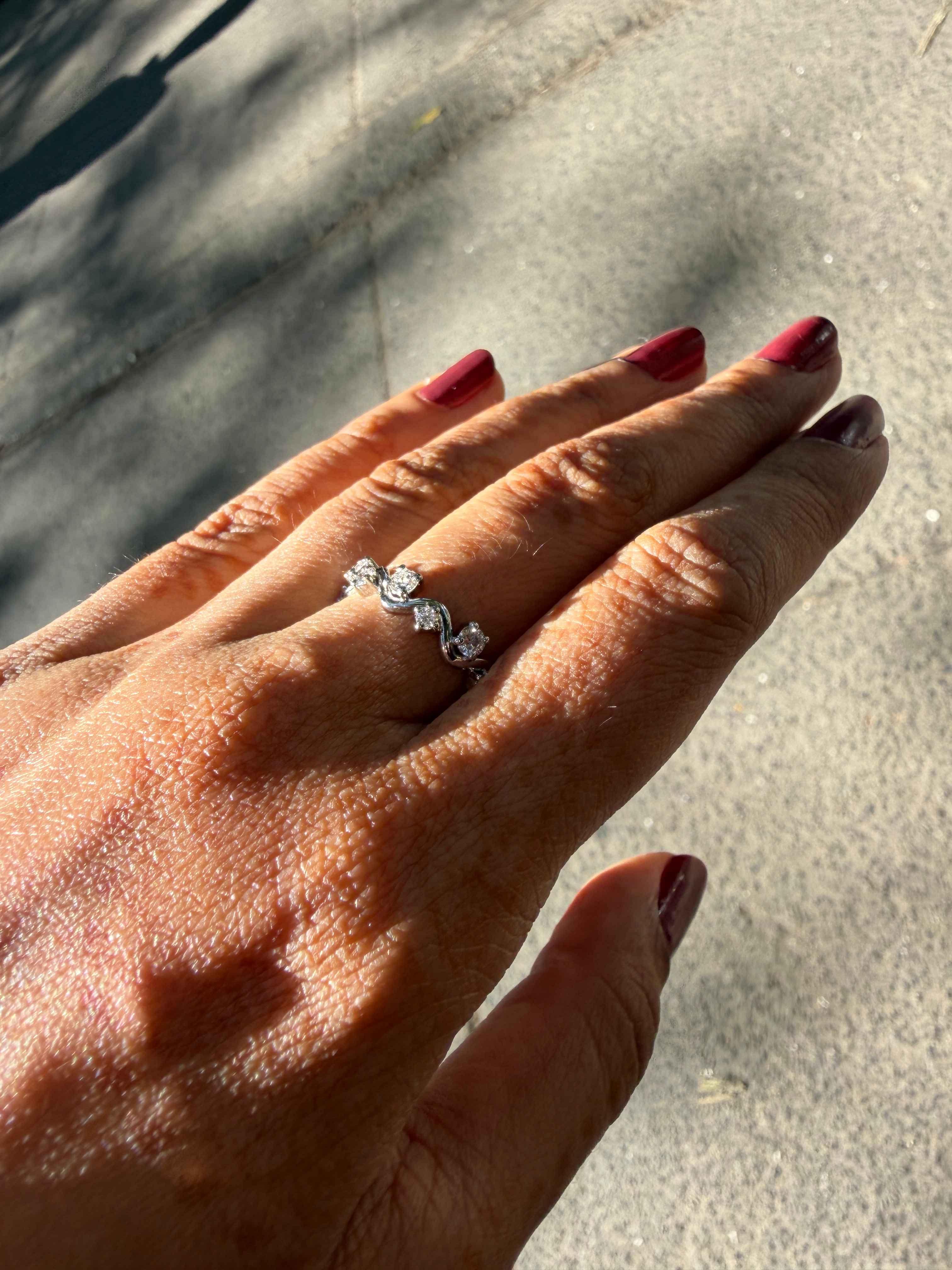 The Wavy Vine Ring - Product Image 6